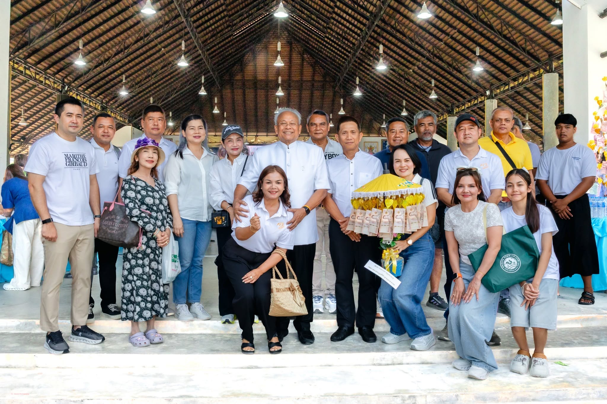 ร่วมสร้าง "นักเรียนทุน" ทำบุญเพื่อการศึกษา