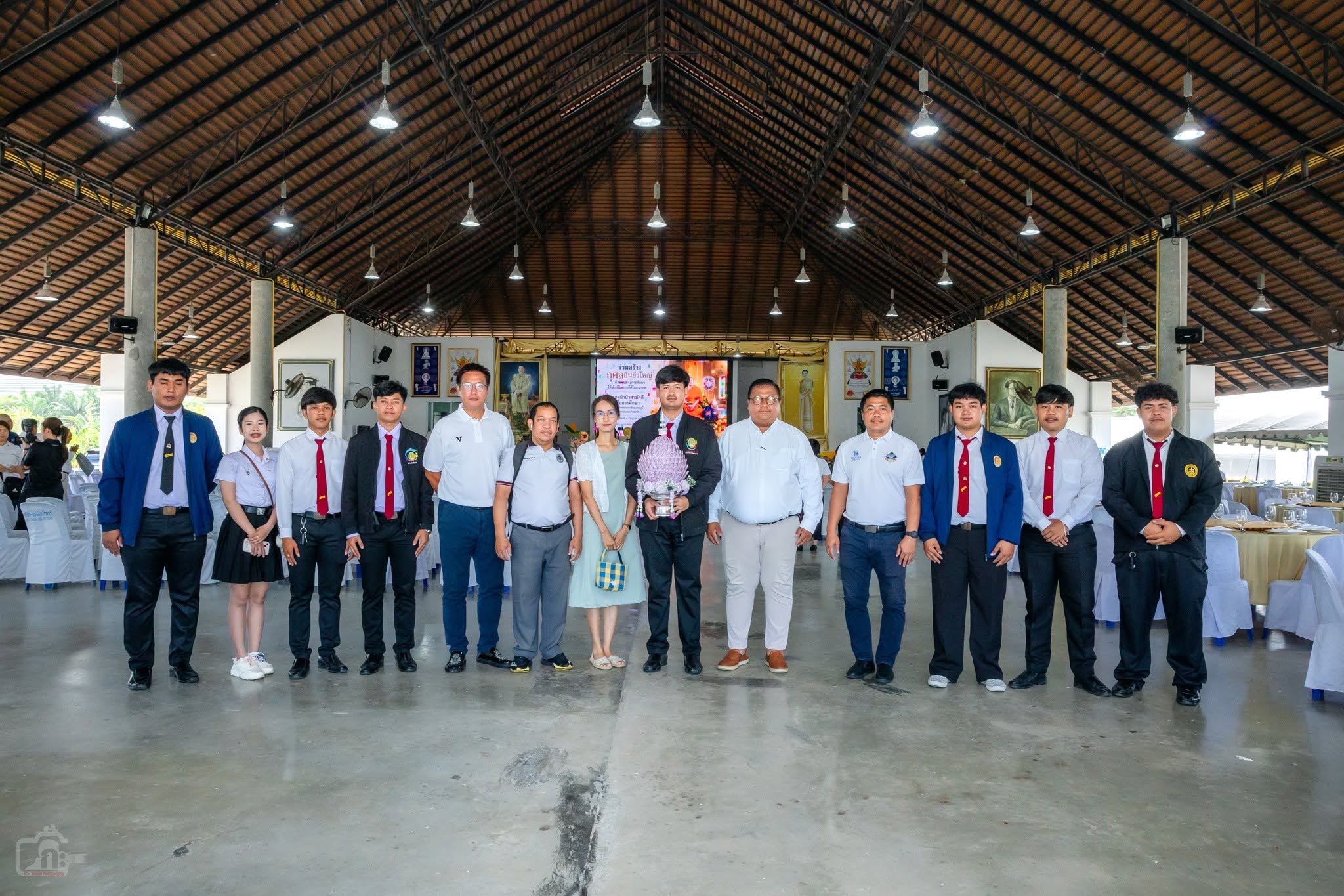 ร่วมสร้าง "นักเรียนทุน" ทำบุญเพื่อการศึกษา
